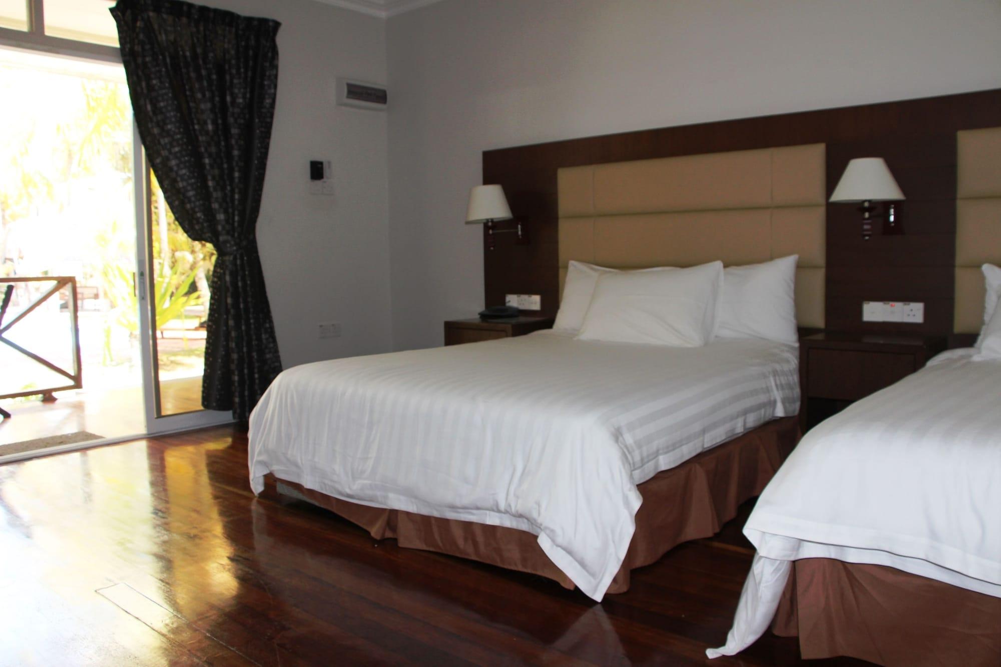 Langkah Syabas Beach Resort Kinarut Exterior foto
